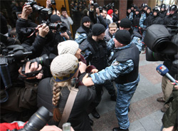Суд у справі Тимошенко пішов на перерву до завтра