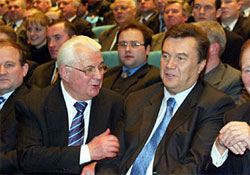 Опозиція відмовилася переписувати Конституцію під Януковича