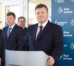 Янукович каже, що не поспішає у Митний союз