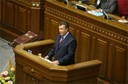 Янкович підтвердив: урядовці використовують владу для задоволення меркантильних інтересів