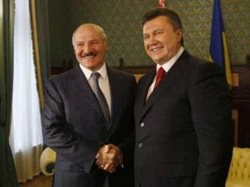 Янукович претендує на “лаври” Лукашенка?