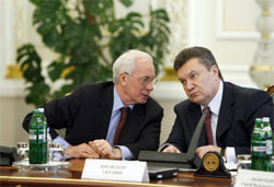 Янукович доручив Азарову до 2 квітня розробити план євроінтеграції