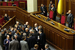 Опозиція заблокувала засідання парламенту