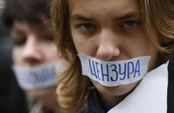 Міжнародна делегація організацій зі свободи слова занепокоєна умовами роботи ЗМІ в Україні