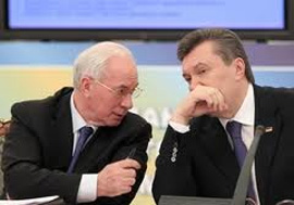 Януковичу подобається прем’єр Азаров. Вони разом вже й програму написали