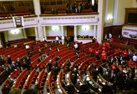 Єфремов натякнув, що гарант у березні може розпустити парламент