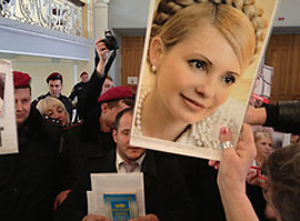 Жінки-нардепи звернулися до Президента Януковича про помилування Тимошенко
