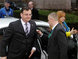 Через корупційний скандал прем’єр-міністр Чехії Петр Нечас подає у відставку