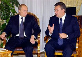 Янукович визнав, що «стратегічний партнер» постійно тисне на Україну