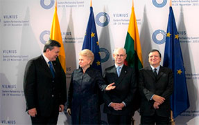 ЄС не висуватиме жодних додаткових умов для підписання асоціації з Україною