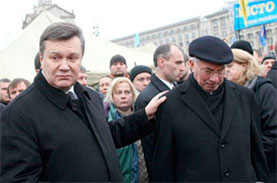 Янукович і Азаров беруть участь у круглому столі