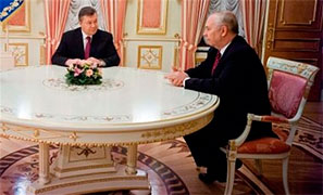 За ініціативою Януковича Рибак скликає сесію парламенту