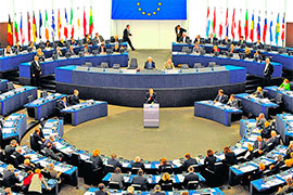Резолюція Європарламенту щодо України: допомога - народу, санкції - можновладцям