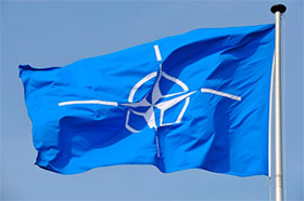 У НАТО припускають, що російські війська готуються відходити від українських кордонів