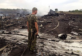 Російські терористи перешкоджають  пошуково-рятувальній операції на місці падіння збитого ними пасажирського літака