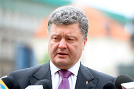 Президент Порошенко дав команду Міністру оборони звільнити посадовців, які відповідають за тендери