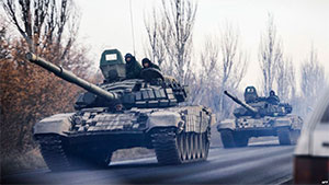 НАТО заявляє про нарощування військ на сході України