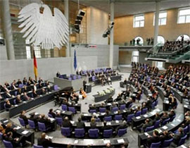 Німецькі депутати не збираються до анексованого Криму