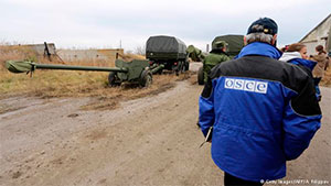 Спостерігачі ОБСЄ виявили у Комінтерновому свіжі сліди танків та БМП