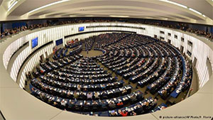 Європарламент: Україні слід без зволікань надати безвізовий режим