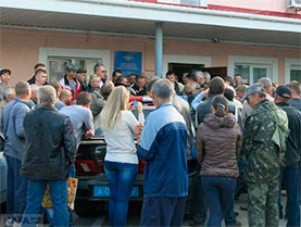 «Кримнаш»: окупаційна влада дала автовласникам ще 10 днів на перереєстрацію