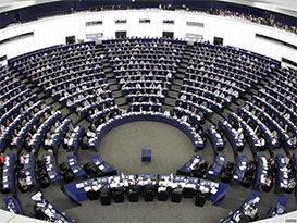 Європарламент ухвалив безвіз для України