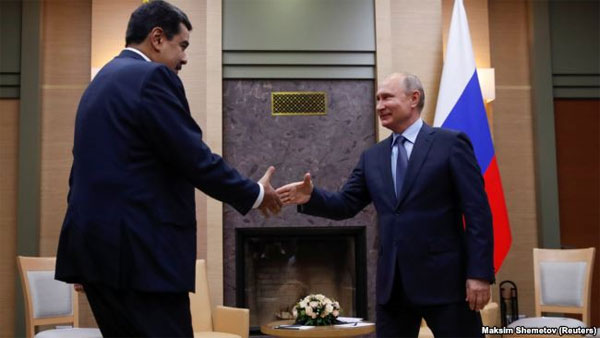 Ніколас Мадуро (ліворуч) на зустрічі з президентом Росії Владіміром Путіним у Москві, грудень 2018 року