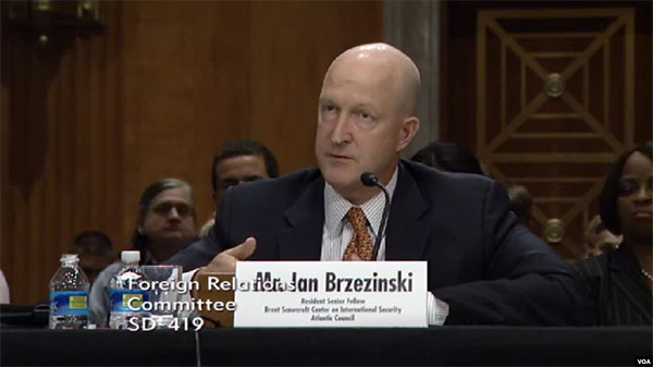 Ян Бжезінський на слуханнях у Комітеті у закордонних справах Сенату США