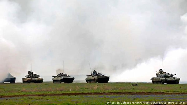 Міноборони Росії заявило про повернення військ з навчань у Криму