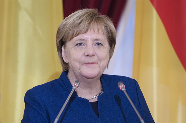 Меркель знову каже про прямий діалог ЄС з Путіним