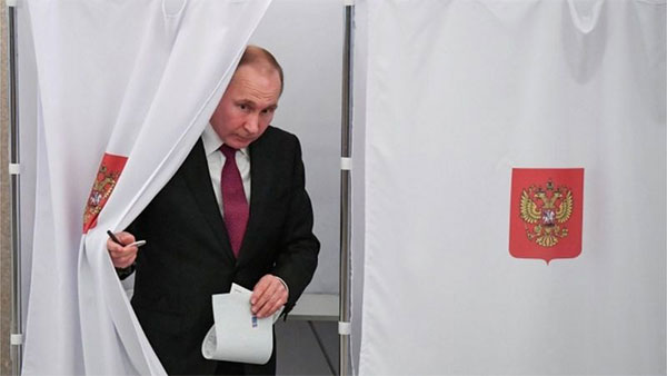 “Нагляд тотальний!” Як Росія готується до найбрудніших виборів в історії країни