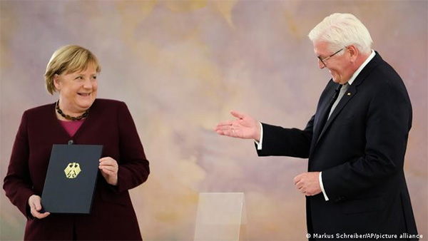Повноваження Анґели Меркель на посаді канцлерки ФРН завершено