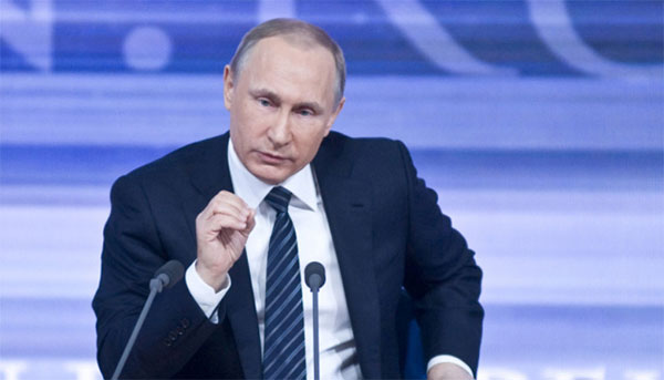 «Ихтамнет». Путін заявив, що РФ ніколи не визнає себе стороною конфлікту на сході України