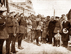 Симон Петлюра приймає рапорт на станції Кам`янець 1920 р.