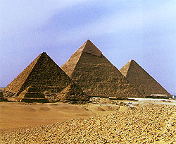 Комлекс Великих пірамід в Ґізі