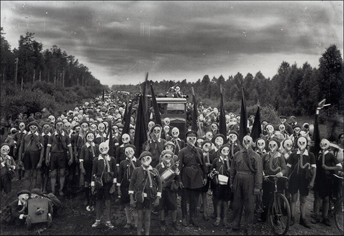 1937 рік. Піонери СРСР (Сталінюґенд).