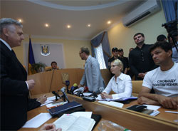  Серійне глупство суду над Тимошенко