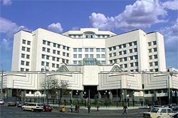 Обрано суддів Конституційного Суду України