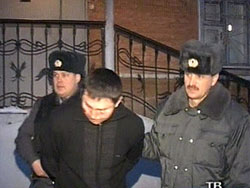 Вночі затримані двоє підозрюваних - місцеві жителі, раніше неодноразово засуджені Вночі затримані двоє підозрюваних - місцеві жителі, раніше неодноразово засуджені