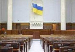 БЮТ отримала підтвердження достовірності 103 підписів нардепів про складення повноважень. Шоу сидіння у напівпорожній залі остаточно перетворюється у фарс БЮТ отримала підтвердження достовірності 103 підписів нардепів про складення повноважень. Шоу сидіння у напівпорожній залі остаточно перетворюється у фарс