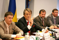 Мегаблок проводитиме єдину інформаційну політику Мегаблок проводитиме єдину інформаційну політику
