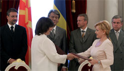 Білозір не збирається у ширку Білозір не збирається у ширку