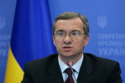 Бий своїх, щоб чужі боялися. Президентські клерки вже публічно розчарувалися у газових угодах Бий своїх, щоб чужі боялися. Президентські клерки вже публічно розчарувалися у газових угодах