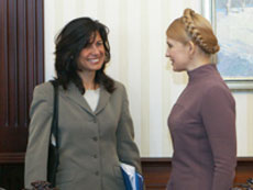 Тимошенко сподівається, що співпраця із МВФ буде плідною Тимошенко сподівається, що співпраця із МВФ буде плідною