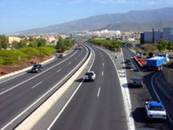 Тимошенко хоче, щоб ми якісно відрізнялися від Росії: не чіпаючи дурнів, переймається дорогами Тимошенко хоче, щоб ми якісно відрізнялися від Росії: не чіпаючи дурнів, переймається дорогами