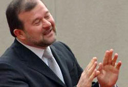 Життя після Балоги? Балога хоче шоу з мікрохвоном Життя після Балоги? Балога хоче шоу з мікрохвоном