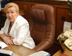 На двох стільцях. Ульянченко нині і губернатор, і сантехнік водночас На двох стільцях. Ульянченко нині і губернатор, і сантехнік водночас