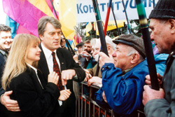 Президент намагається заблокувати уряд з середини Президент намагається заблокувати уряд з середини