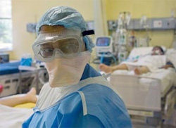 Міністр охорони здоров’я попросив політиканів помовчати і не заважати лікарям Міністр охорони здоров’я попросив політиканів помовчати і не заважати лікарям