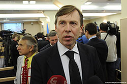 Опозиція не протестуватиме, якщо Україна і Росія підпишуть угоди, які вже анонсовані Опозиція не протестуватиме, якщо Україна і Росія підпишуть угоди, які вже анонсовані